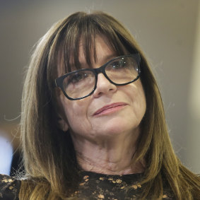 Jenny Morris est une auteure-compositrice-interprète et présidente de l'Australasian Performing Right Association