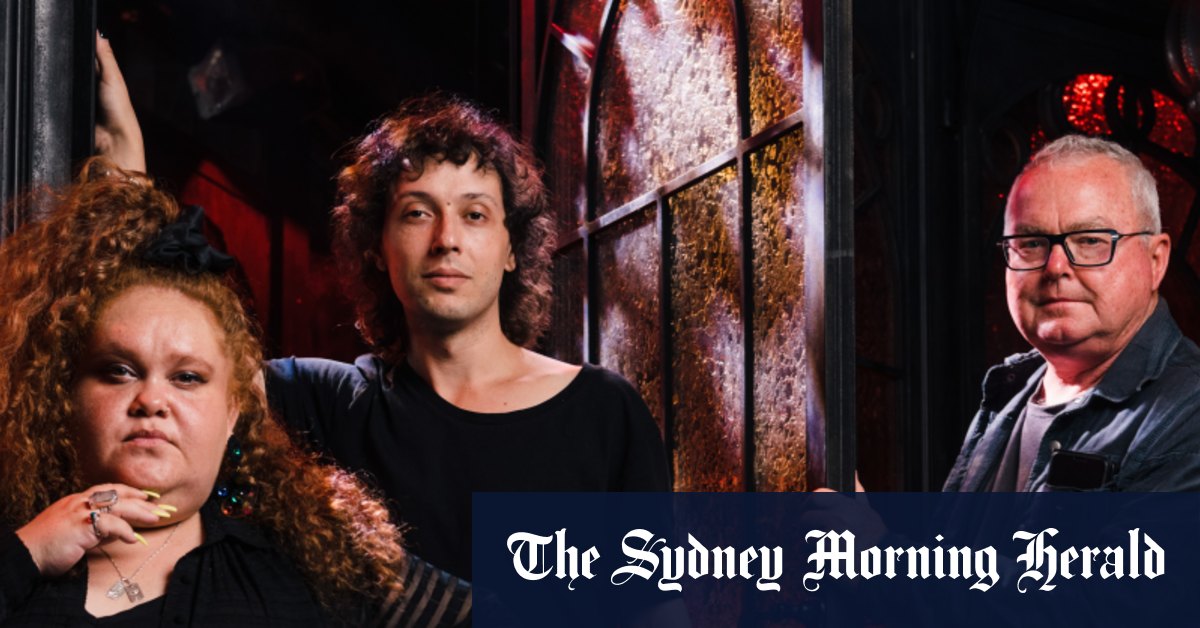 Les Ténèbres sont à la Bibliothèque, Eliza Street, Newtown