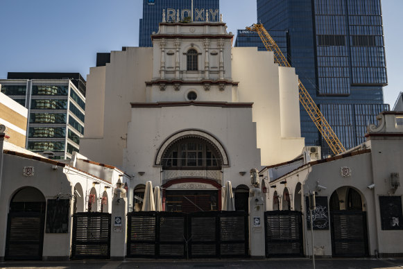 Aucune décision n'a été prise pour acquérir le Roxy Theatre, classé au patrimoine.