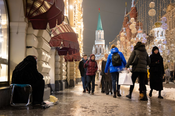 Les perspectives économiques immédiates de la Russie restent fragiles.