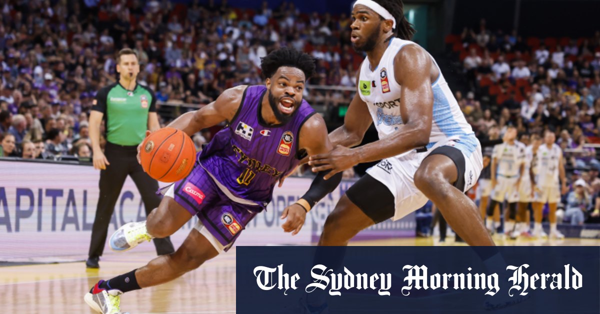 Le duo de stars a entravé alors que les Kings de Sydney perdent l'avantage du terrain face aux New Zealand Breakers