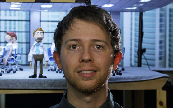 Lachlan Pendragon est nominé pour le meilleur court métrage d'animation aux Oscars pour An Ostrich Told Me The World Is Fake and I Think I Believe It.