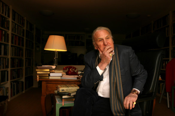 John Laws a eu des démêlés avec d'autres stars de la radio talkbalk.
