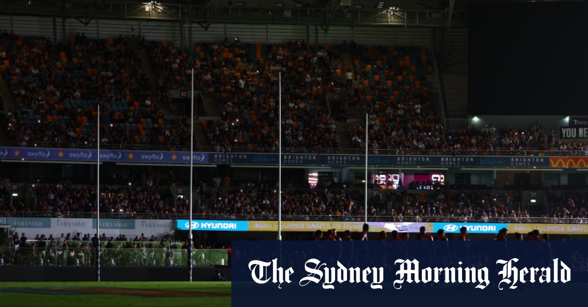 Gabba doit convaincre la ligue qu'elle peut garder les lumières allumées pour le blockbuster du jeudi de Pâques Brisbane Lions-Collingwood Magpies