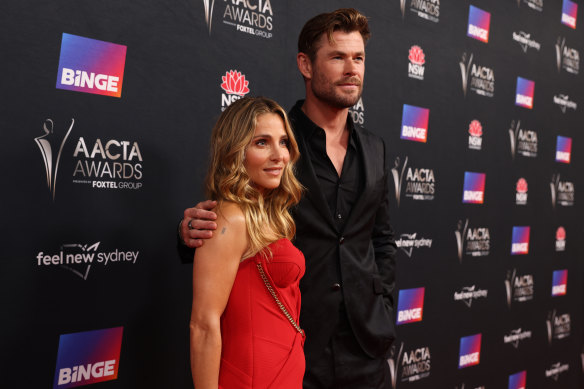 Les acteurs Elsa Pataky et Chris Hemsworth sont devenus les habitants les plus en vue de Byron Bay.