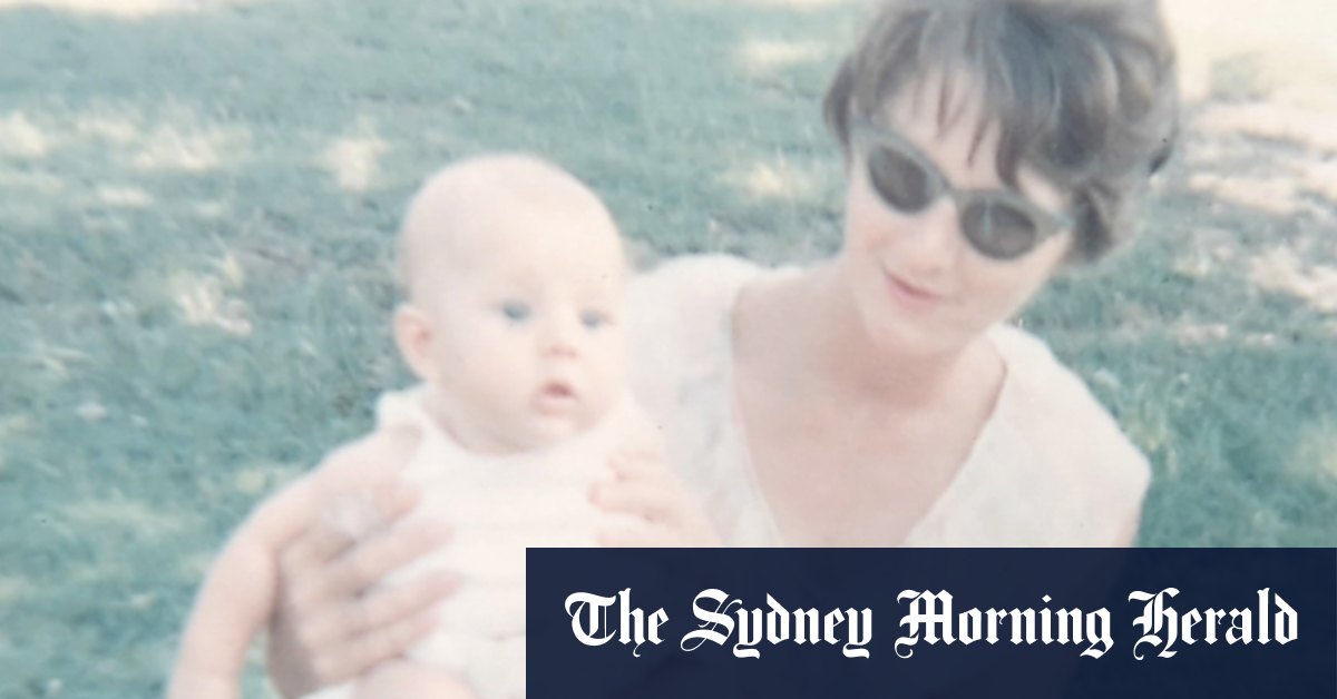 L'auteur Toni Jordan parle de sa mère qui se fait tatouer avec des vélos