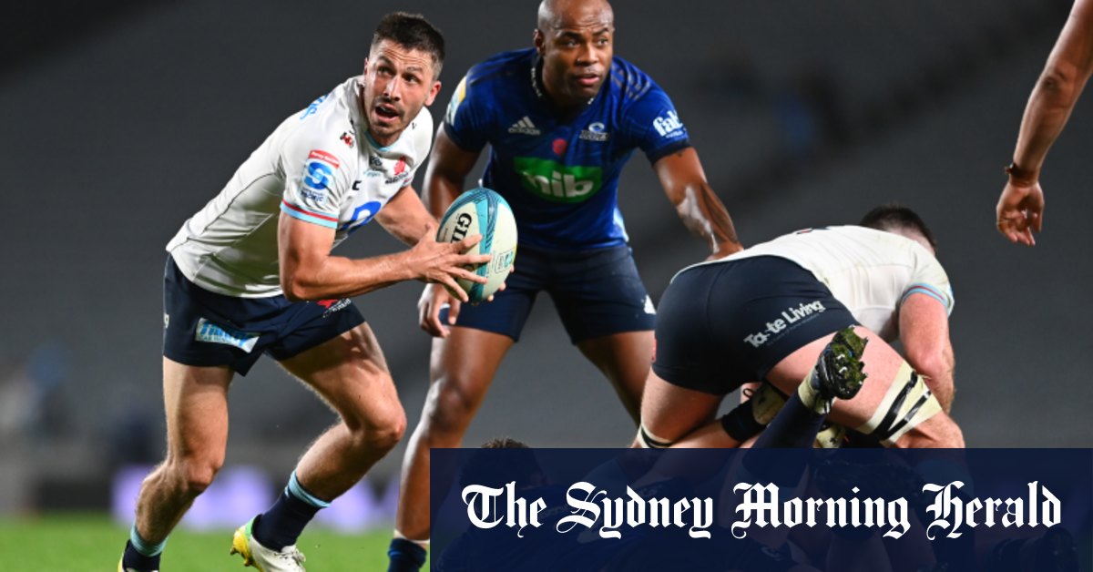 Les Waratahs en sous-effectif glissent vers une lourde défaite face aux Blues à Eden Park