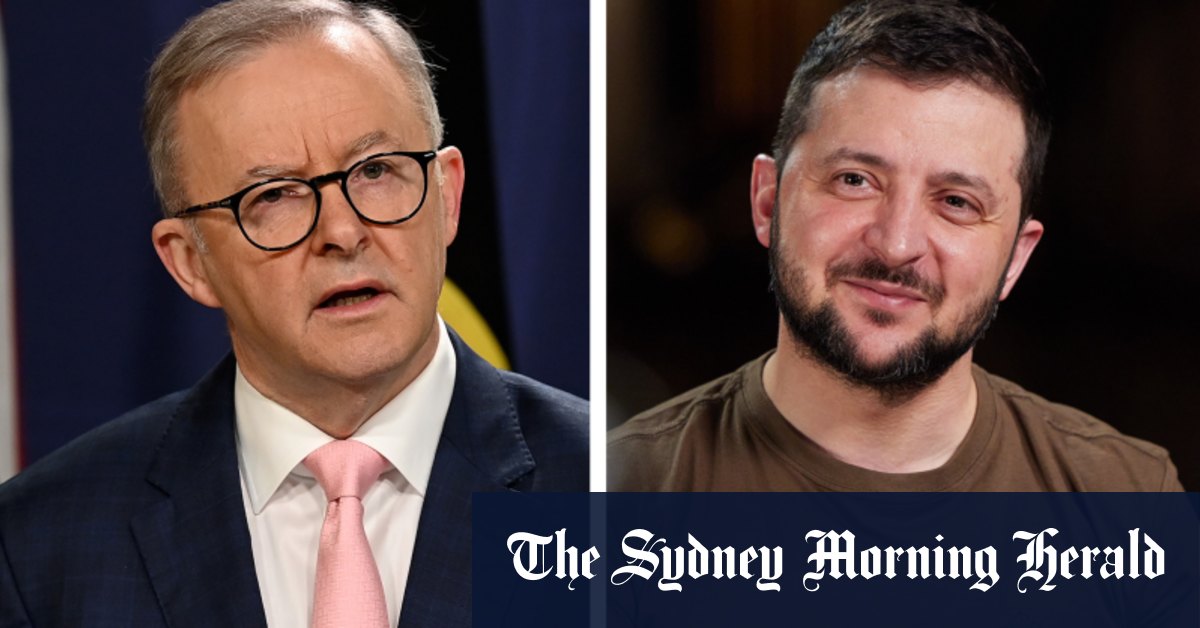 Des véhicules blindés Hawkei à destination des lignes de front dans le cadre d'un accord de soutien australien