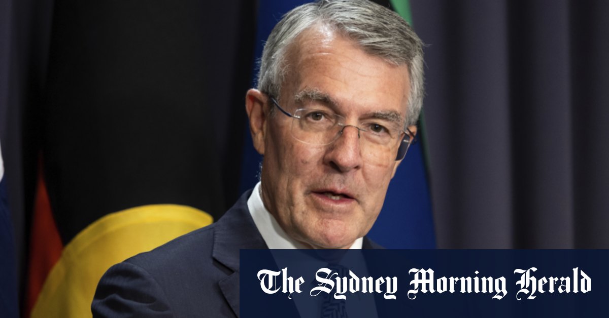 Interdiction du symbole nazi de frapper les contrevenants avec 12 mois de prison, 16 500 $ d'amende