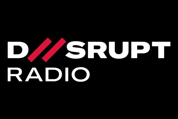 Le logo de Disrupt Radio comprend un signe = sur le côté comme son 