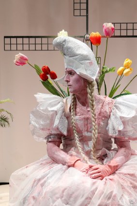 Flanders (dans The Jungle Girl en 2017) dit que son travail a toujours consisté à prendre des risques – le plus effrayant est le mieux.