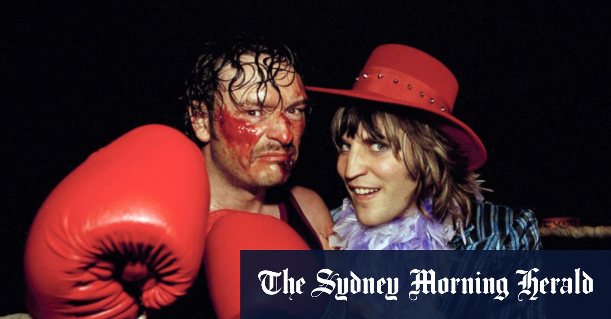 Noel Fielding, présentateur de Great British Bake Off, réfléchit sur le Mighty Boosh dans l'exposition photographique Behind The Boosh en tournée en Australie