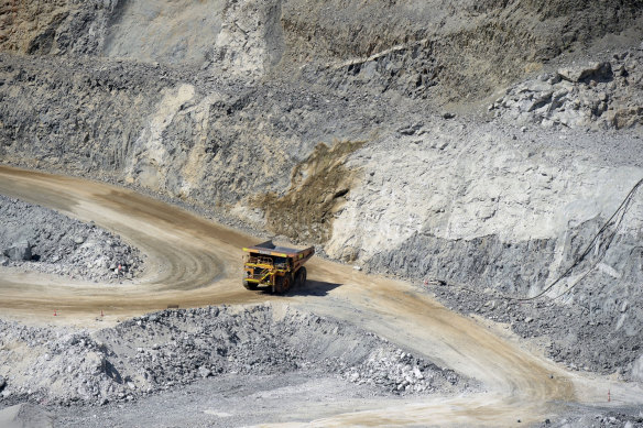L'Australie possède les plus grandes réserves de lithium connues au monde.