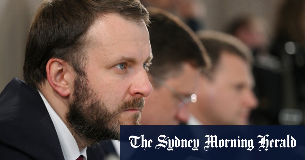 Le rouble chute brutalement, déclenchant un crachat à Moscou