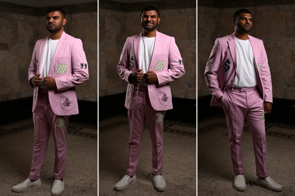Jonathan Jayasinha, consultant informatique, lors du défilé d'ouverture du Brisbane Fashion Festival.