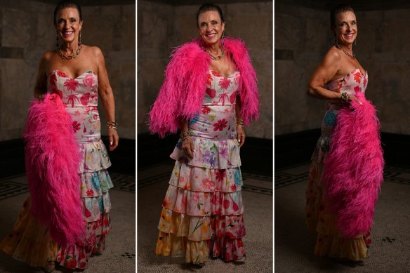 Lorelei Cunningham in Love Volcano lors du défilé d'ouverture du Brisbane Fashion Festival.