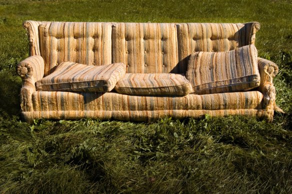 Les canapés « économiques » sont très demandés.