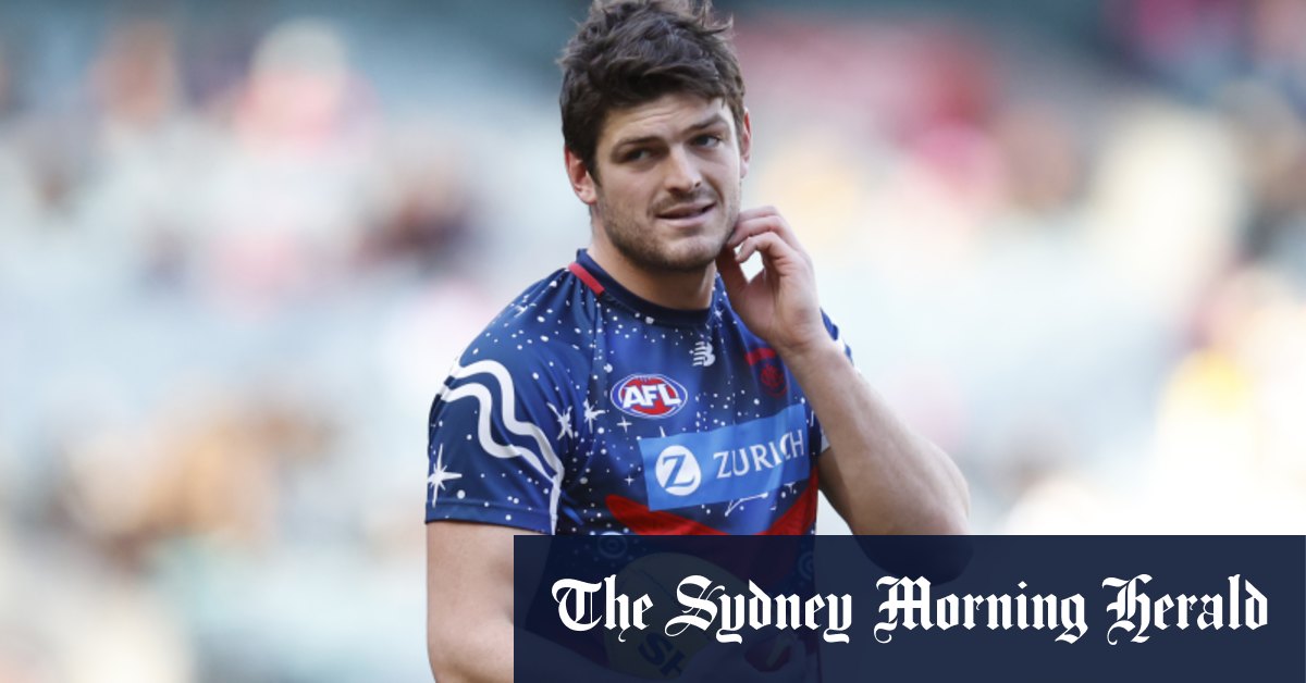 Comment Angus Brayshaw de Melbourne s'est équilibré pour l'inclinaison du drapeau