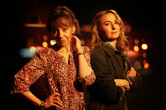 Paula Arundell et Lisa McCune joueront dans Sweat de Lyn Nottage, réalisé par Shari Sebbens.