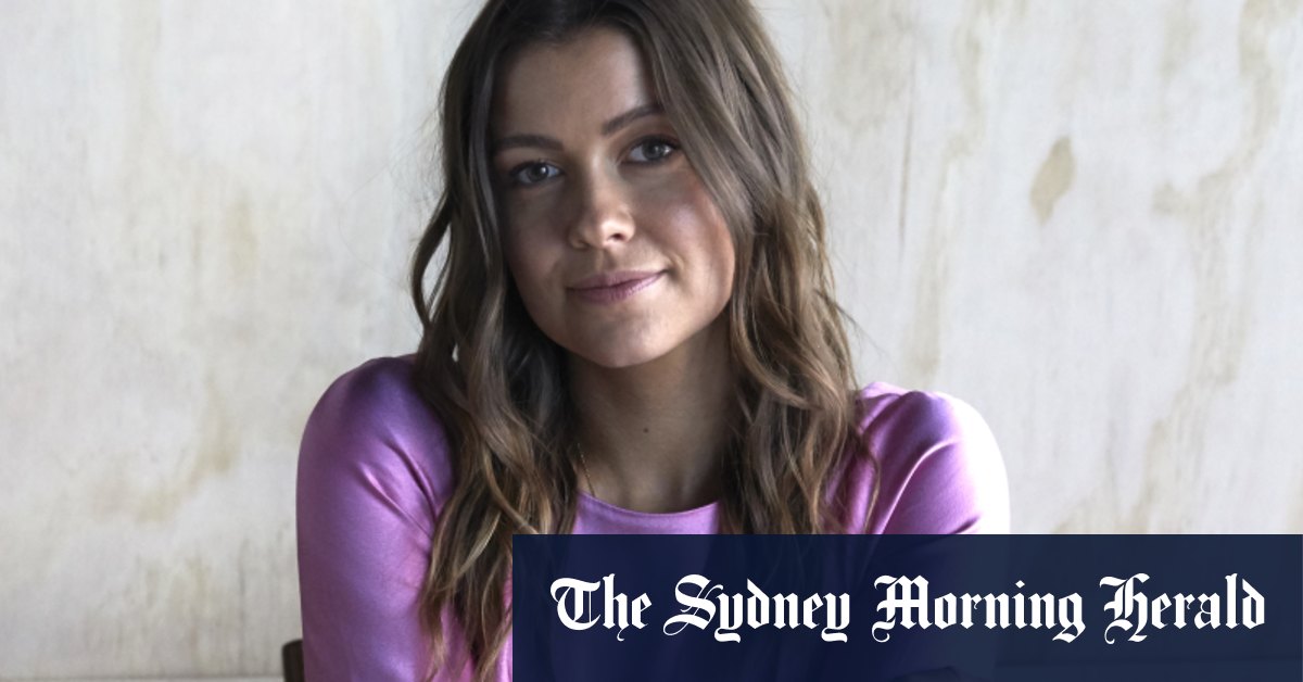 Bridget Hustwaite à propos de son petit ami Oscar McDonald et du fait qu'elle soit traitée de WAG