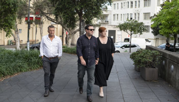 Andrew Constance (à gauche) est le principal candidat pour remplacer Payne.