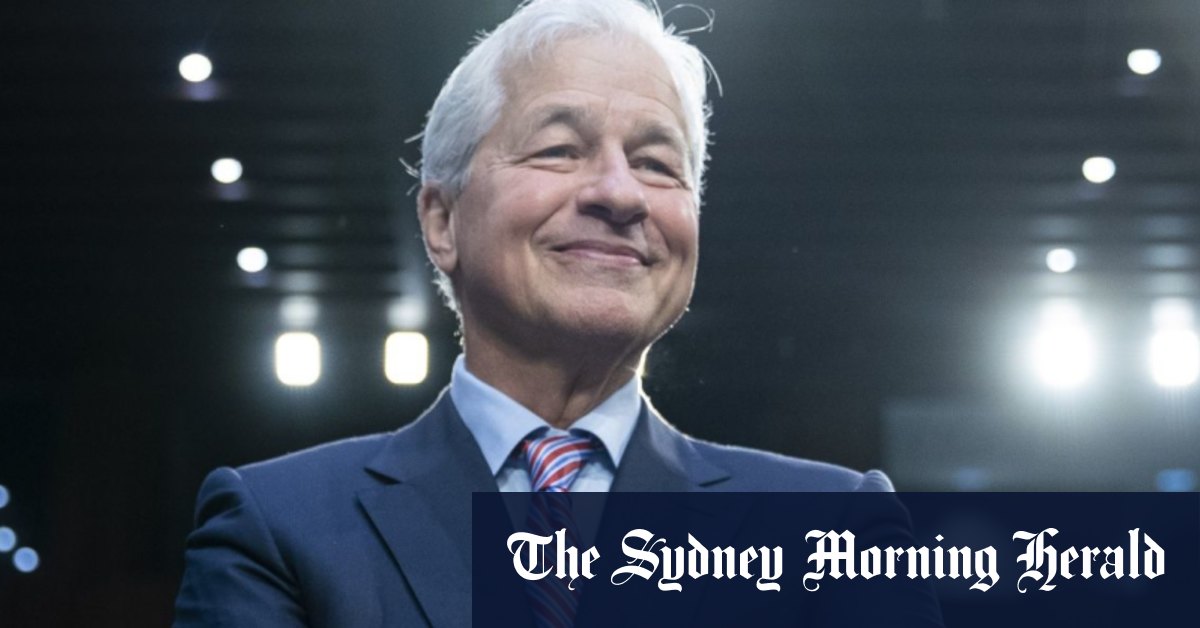 L'IA permettra aux gens de vivre jusqu'à 100 ans et de travailler 3,5 jours par semaine, déclare le patron de JPMorgan