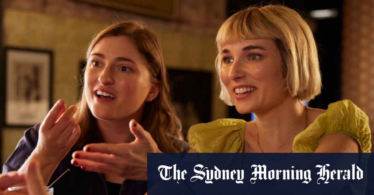 Briggs et la star de Freudian Nip dans une publicité virale pour la campagne Oui