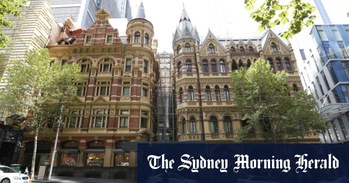 Le monument de Collins Street fait revivre une ancienne ruelle en pierre bleue
