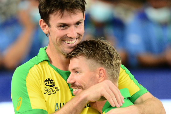 Des yeux rayonnants : Mitch Marsh et David Warner dans des temps meilleurs.