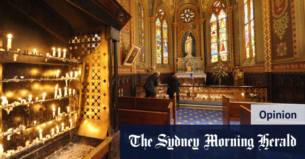 Une bougie allumée, la flamme inébranlable de l'espoir