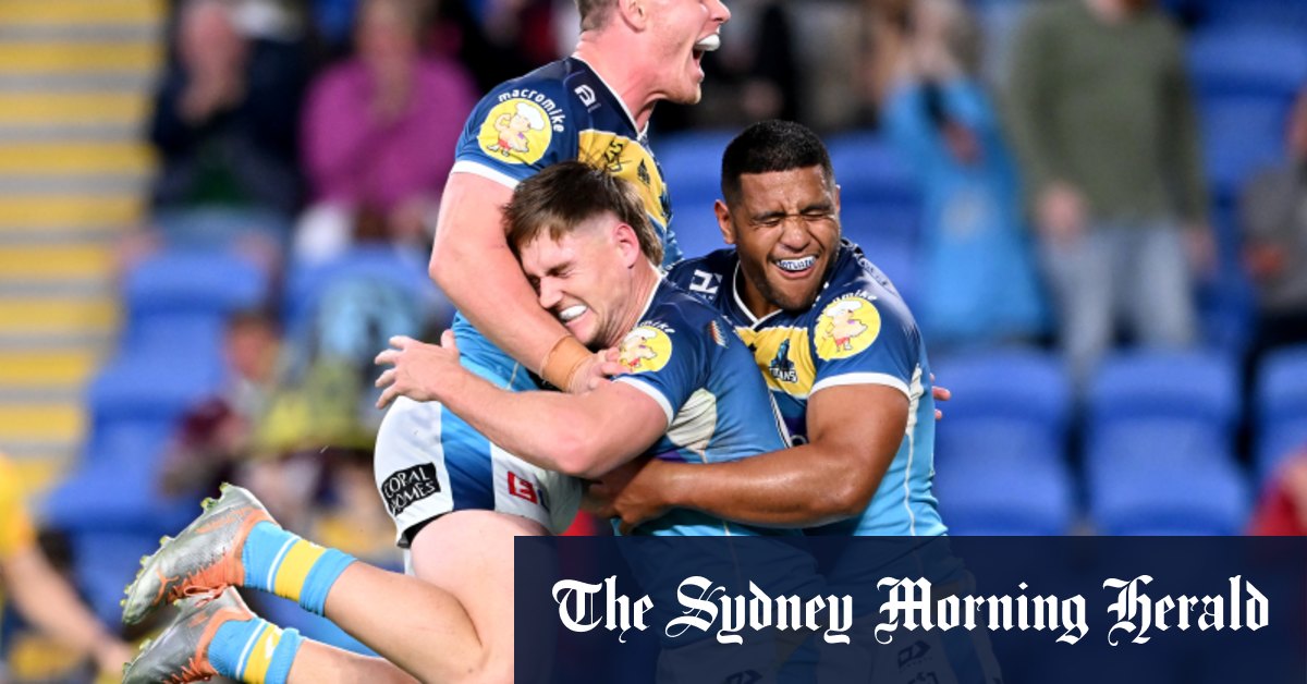 AJ Brimson, Jayden Campbell et Keano Kini dans le combat arrière des Gold Coast Titans