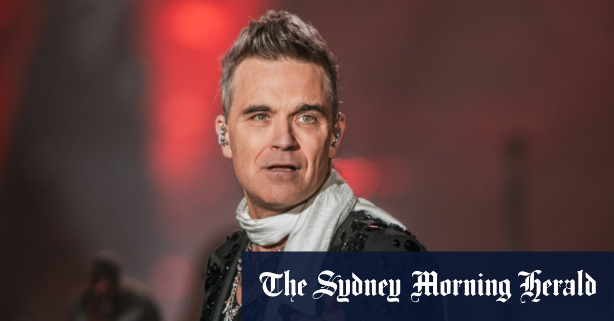 Robbie Williams termine son concert à Melbourne en rendant hommage à un fan décédé à Sydney