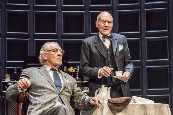 Patrick Stewart (à droite) et Ian McKellen dans une production de 2016 de No Man's Land de Harold Pinter.
