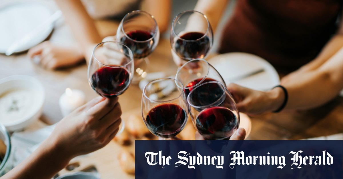 Vous craignez le redoutable mal de tête du vin rouge ?  Voici comment l'éviter