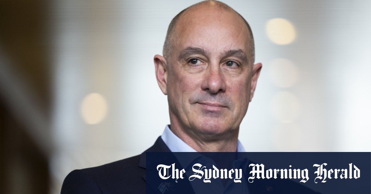 David Van utilise son Instagram officiel pour discuter avec des femmes