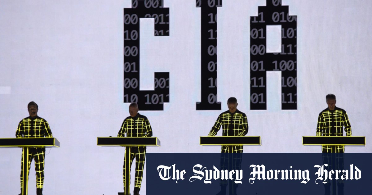 Kraftwerk à la Margaret Court Arena ;  Possum magique le ballet;  Maria Callas : Un concert en hologramme