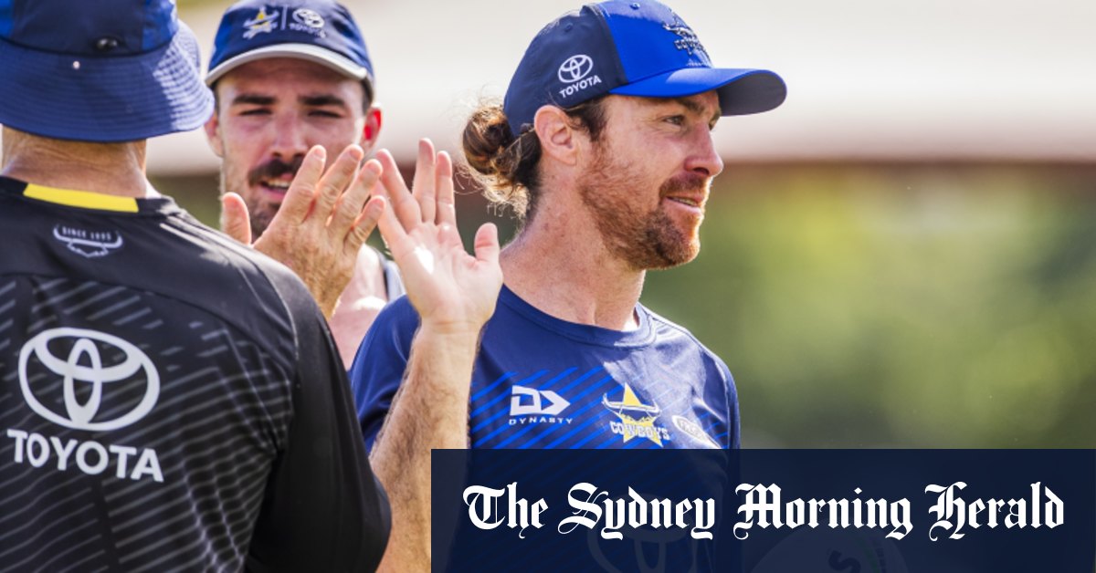 James Maloney revenait chez les Roosters – puis il a croisé Isaac Moses dans un magasin de poulet et a rejoint les North Queensland Cowboys