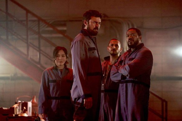 Karen Fukuhara, Karl Urban, Tomer Capon et Laz Alonso dans The Boys : surprenants et déroutants.