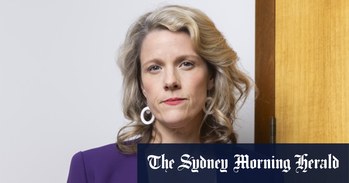 Clare O'Neil vise Peter Dutton et dit qu'il est « clairement mal à l'aise » avec elle
