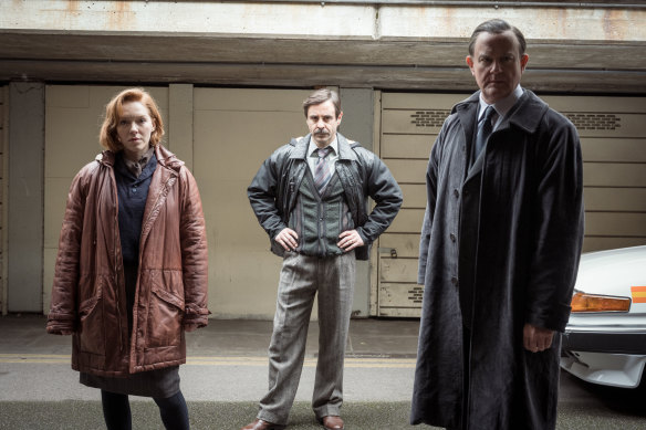 Charlotte Spencer, Emun Elliott et Hugh Bonneville dans The Gold : des performances de haut niveau.