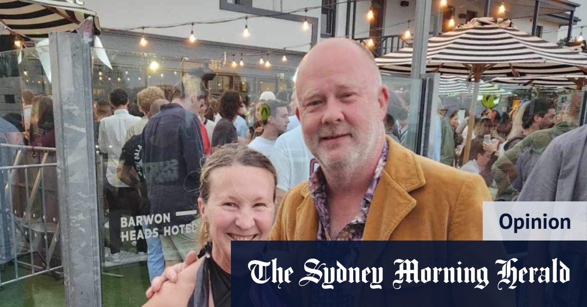 Les résolutions du nouvel an fonctionnent-elles ?  Les miens accueillent un enfant et se font tatouer