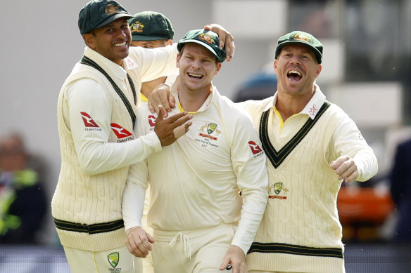 Usman Khawaja, Steve Smith et David Warner.