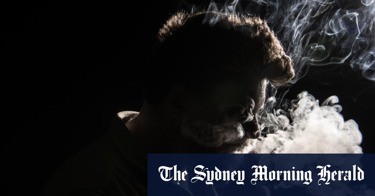 Un ancien policier prévient que les forces frontalières australiennes ne seront pas en mesure d'arrêter le marché noir de la vape