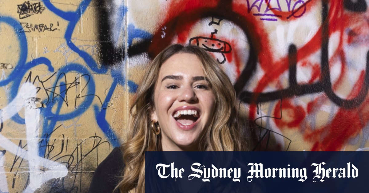 Average Bear de Michelle Brasier arrive au festival de Sydney