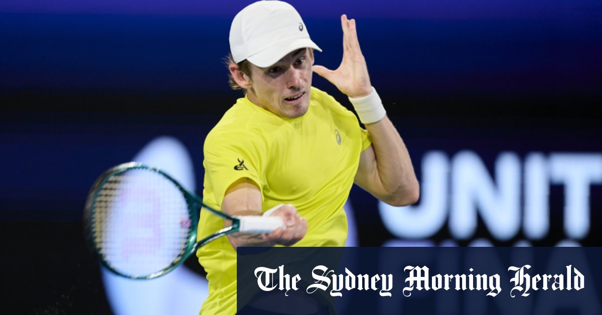 Alex de Minaur bat Alexander Zverev et entre dans le top 10