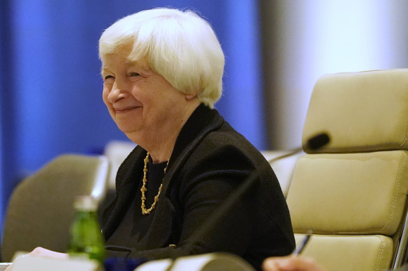 La secrétaire au Trésor américaine, Janet Yellen, est optimiste quant à la capacité de l'économie américaine à éviter la récession.