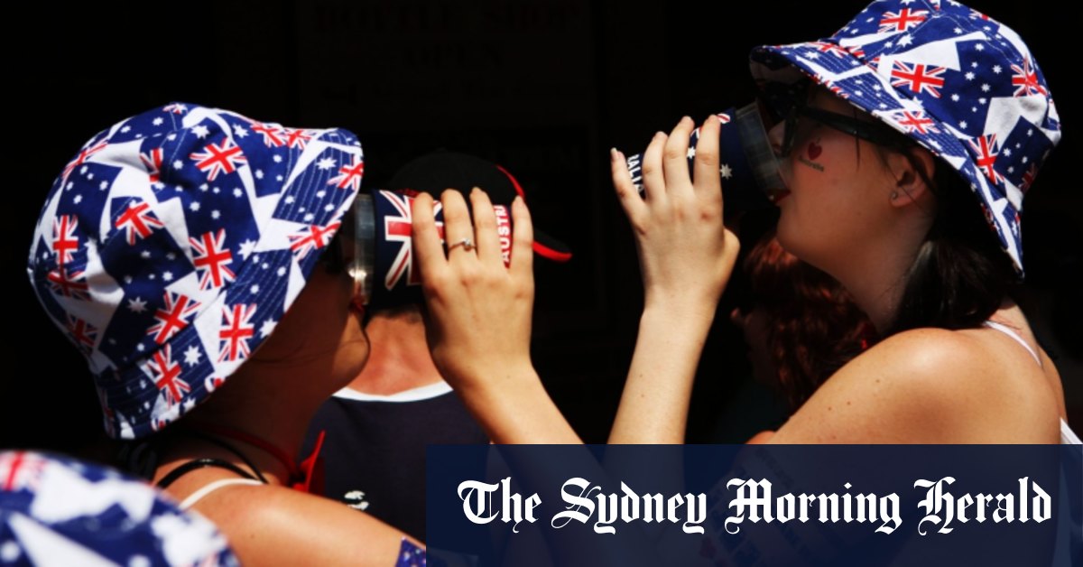 Woolworths soutenu par des groupes de détaillants sur la position de l'Australia Day après les critiques de Peter Dutton