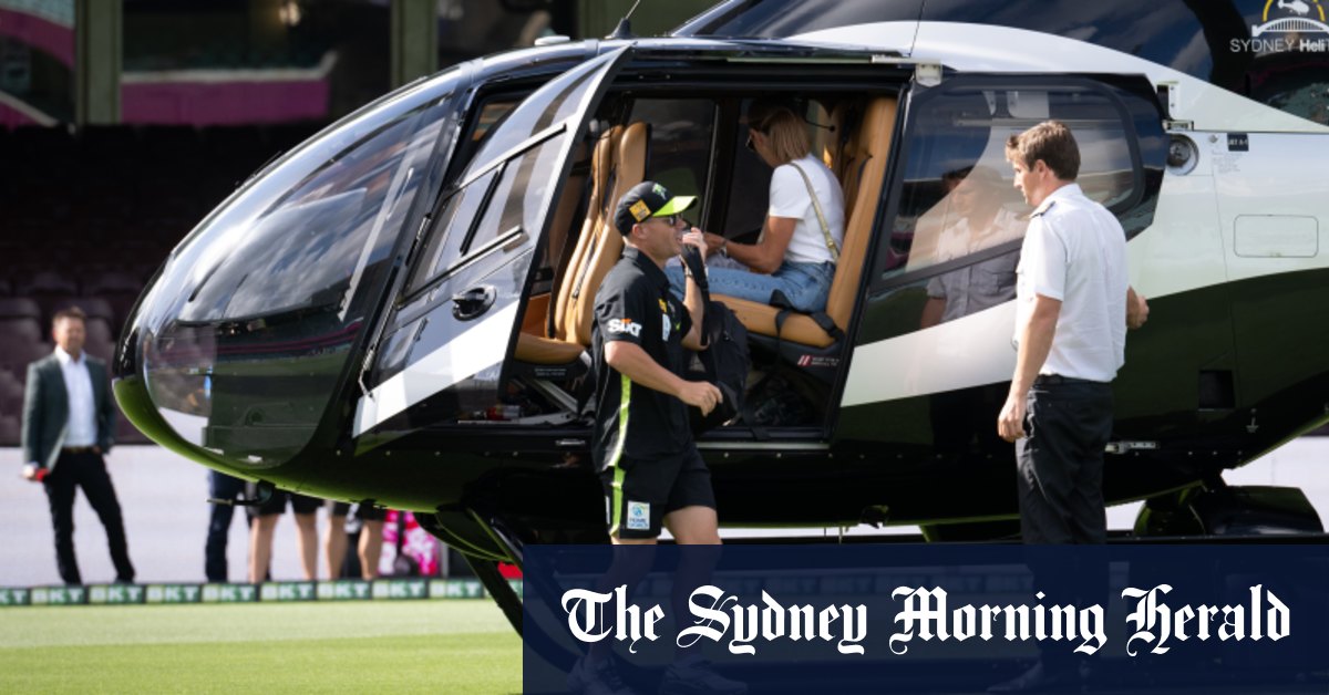 David Warner débarque au SCG pour le derby de la Big Bash League entre Sydney Thunder et Sixers