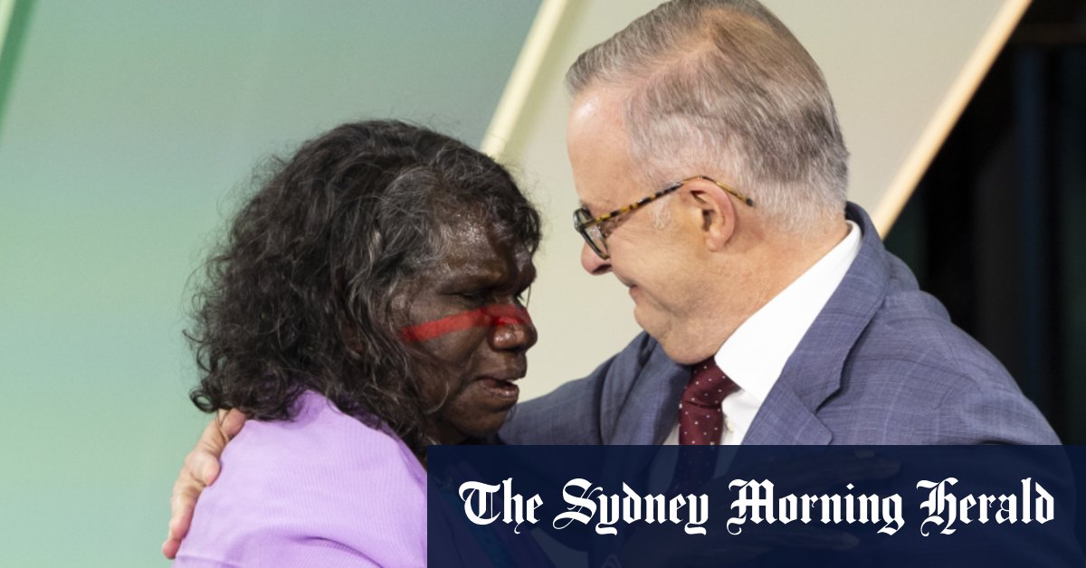 Yalmay Yunupingu, troisième membre de sa famille à remporter le prix national australien de l'année