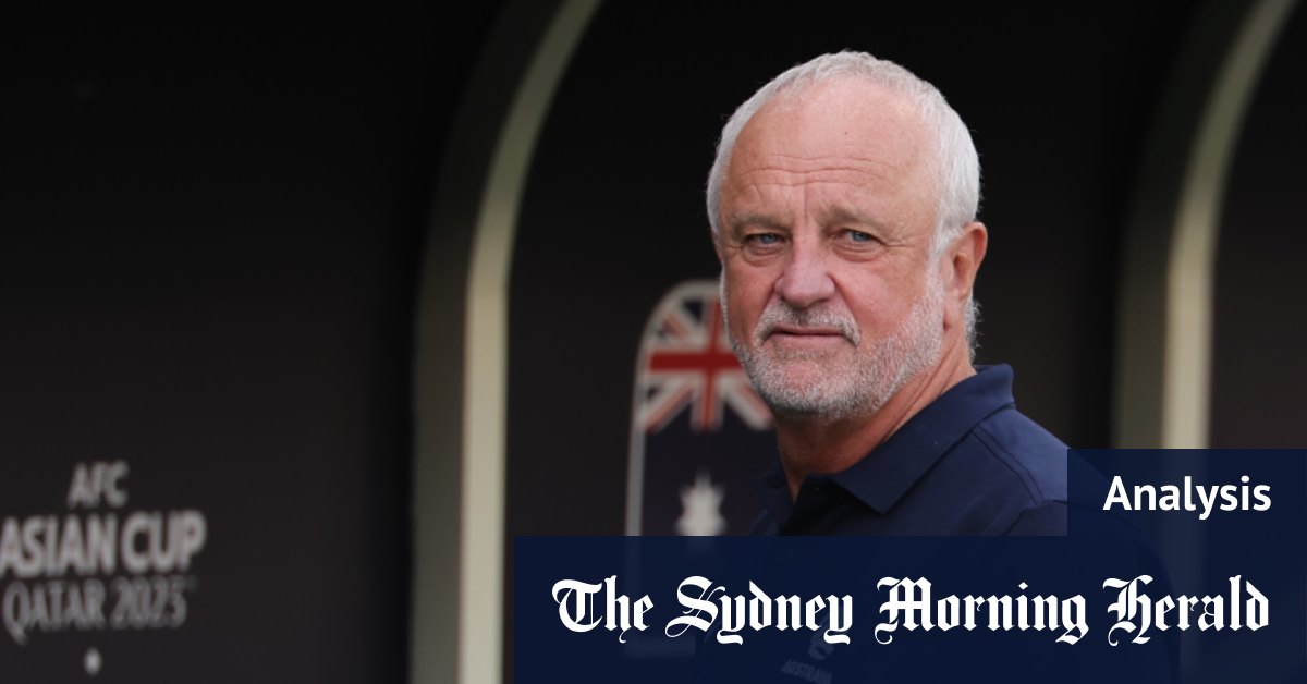Graham Arnold construit une mentalité de siège.  Il pourrait transporter les Socceroos jusqu'au bout